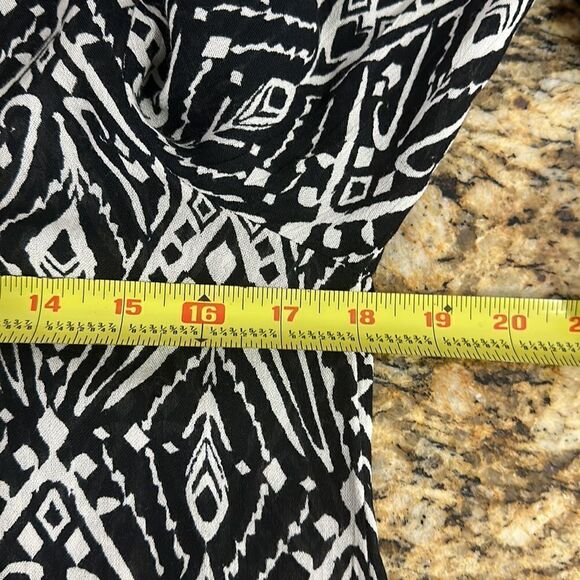 Billabong Heart Strayed Black And White Long Sleeve Mini Dress Size M - Picture 9 of 11